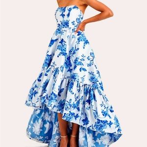 Mestiza Georgina Gown